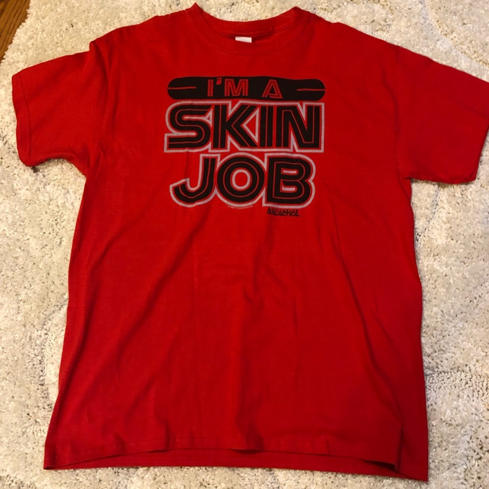 Battlestar Galactica T-shirt large